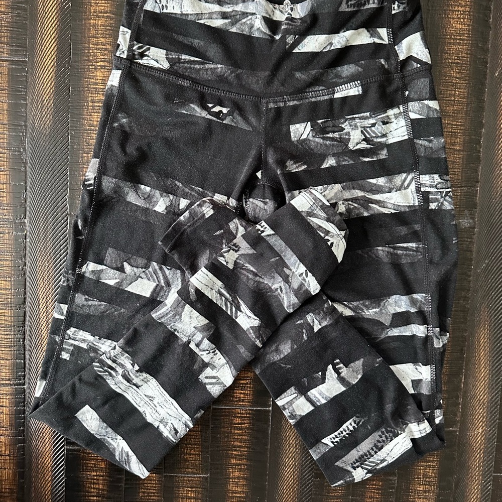 Athleta leggings